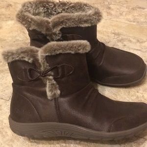 Skechers fur lined boots